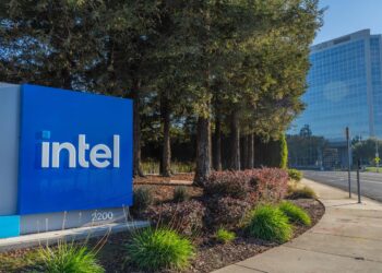 Intel Raises $20B As Its Chip Comeback Gets More Expensive