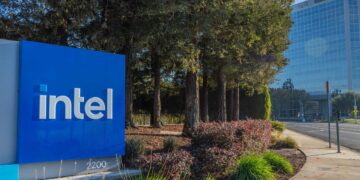 Intel Raises $20B As Its Chip Comeback Gets More Expensive