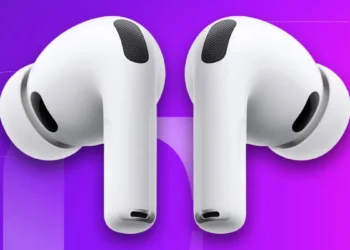 Apple’s Camera AirPods Leak Points To Siri’s Wearable AI Future
