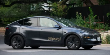 Tesla Robotaxis Appear Fully Driverless In Austin