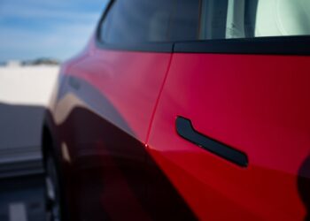 Tesla’s China Recall Turns Hidden Door Handles Into A Safety Issue